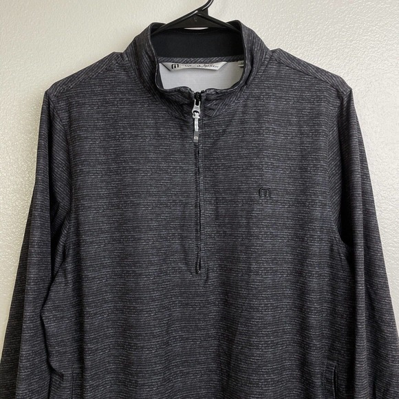 Travis Matthew Pullover Mens Medium Golf 1/2 Zip Performance Outdoor Pockets - Picture 3 of 11